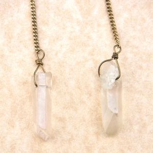 🔮Quartz w/ Gold Drop Earrings